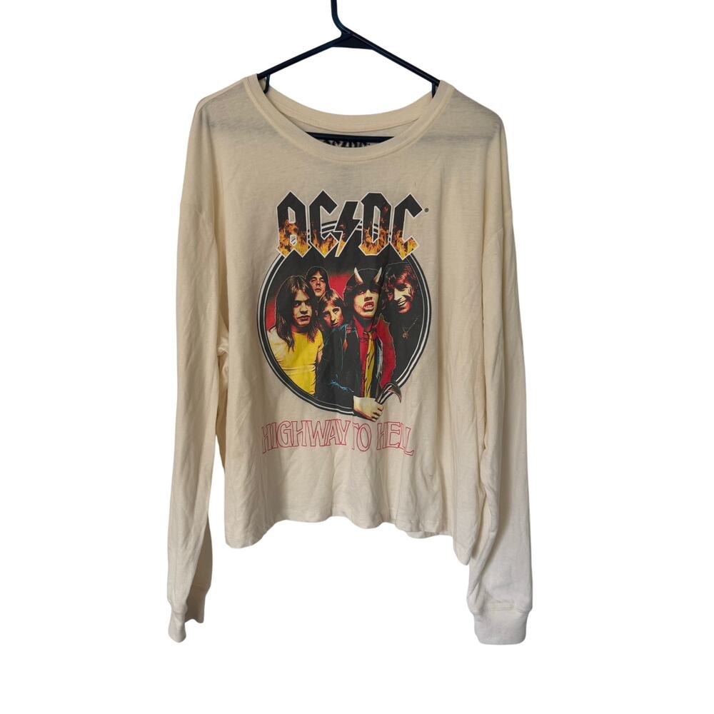 ACDC Band Long Sleeve Graphic Tee‎